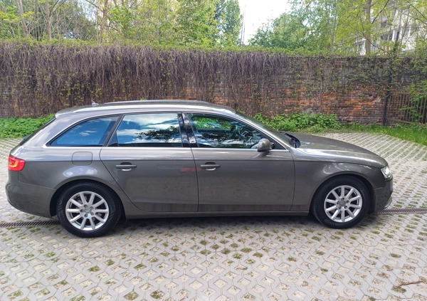 Audi A4 cena 37900 przebieg: 258000, rok produkcji 2014 z Suchowola małe 79